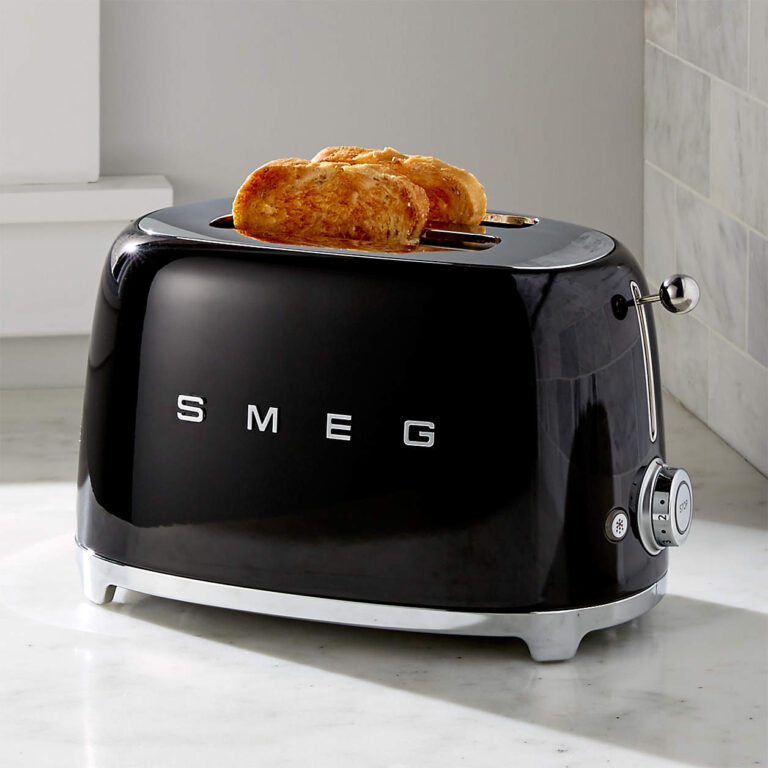 Smeg Black 2-Slice Retro Toaster